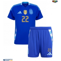 Otroški Nogometni dresi Argentina Lautaro Martinez #22 Gostujoči Copa America 2024 Kratek Rokav (+ Kratke hlače)